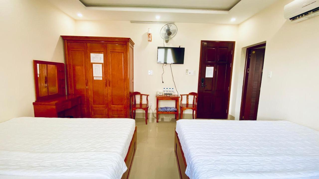 Hotel Khach San Phuc Loc An Con Dao Chi Khu Co Ong Exterior foto